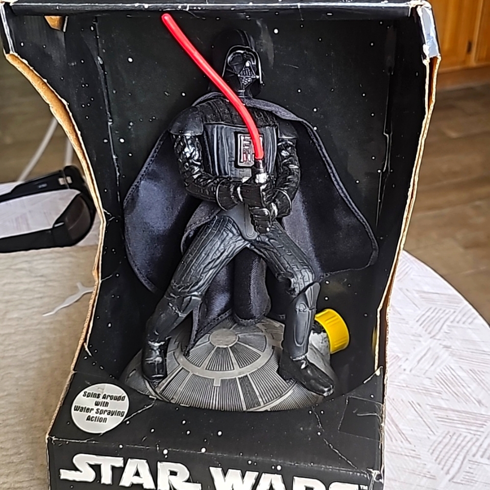 STAR WARS DARTH VADER SPRINKLER